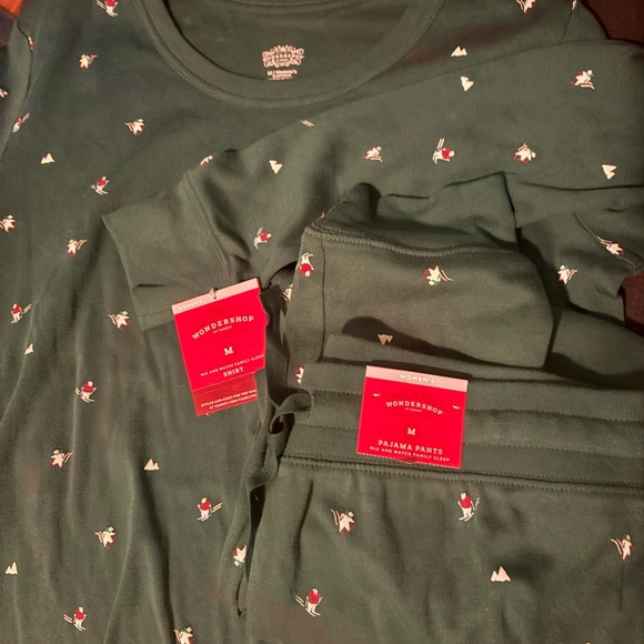 NWT Target Wondershop Polar Bear Skiing Print pajamas set, medium (top + bottom) - Picture 2 of 2